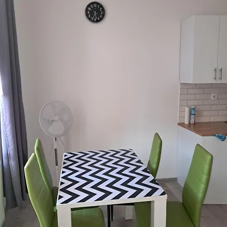 Kawalerka W Centrum Jeleniej Gory *